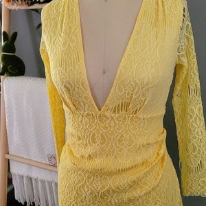 Beautiful Yellow Lace Dress size 4